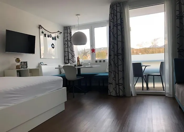 Mit Hallenbad Und Sauna In Seefeld * 蒂罗尔-泽费尔德